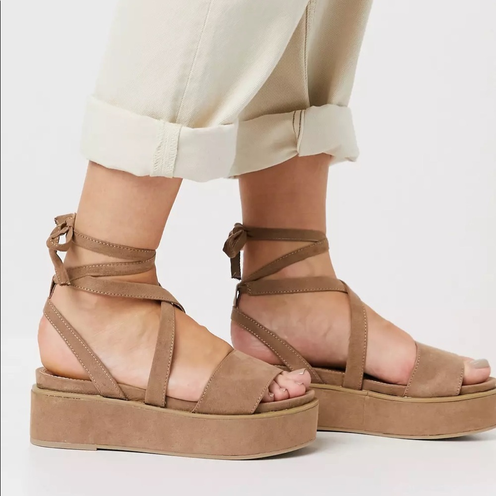 ASOS DESIGN Tessa tie leg flat form sandals in taupe
